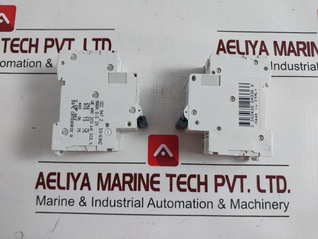 Schneider Electric C60N C10 Circuit Breaker