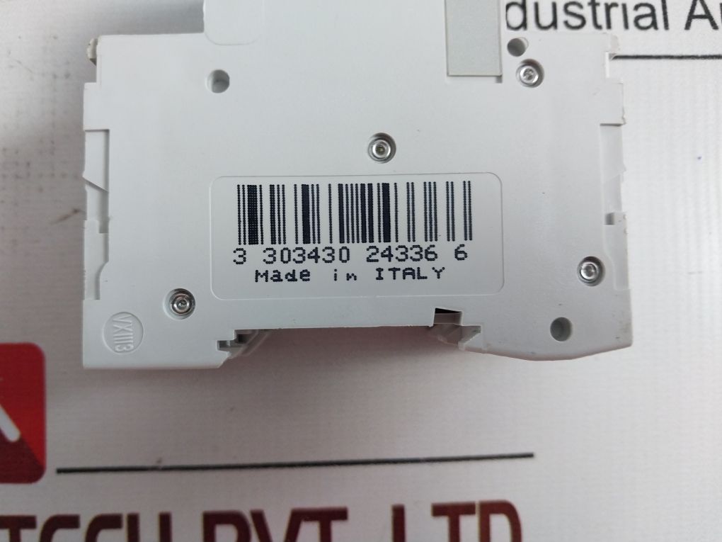 Schneider Electric C60N C10 Circuit Breaker