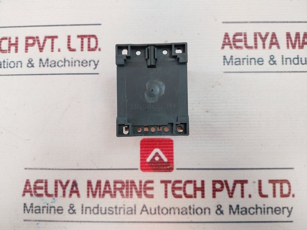 Schneider Electric Ca2Kn31M7 Control Relay 690V