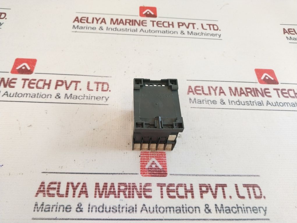 Schneider Electric Ca2Kn 31M7 Control Relay