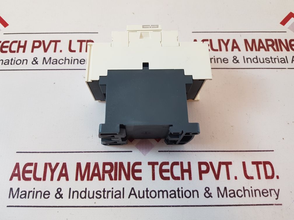 Schneider/Telemecanique Cad323 Bl Control Relay
