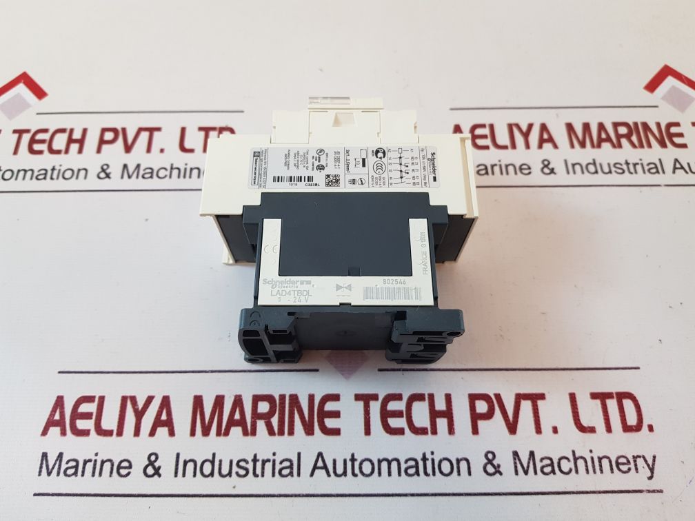 Schneider/Telemecanique Cad323 Bl Control Relay
