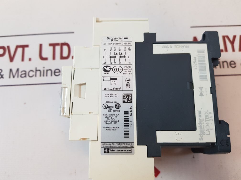 Schneider/Telemecanique Cad323 Bl Control Relay
