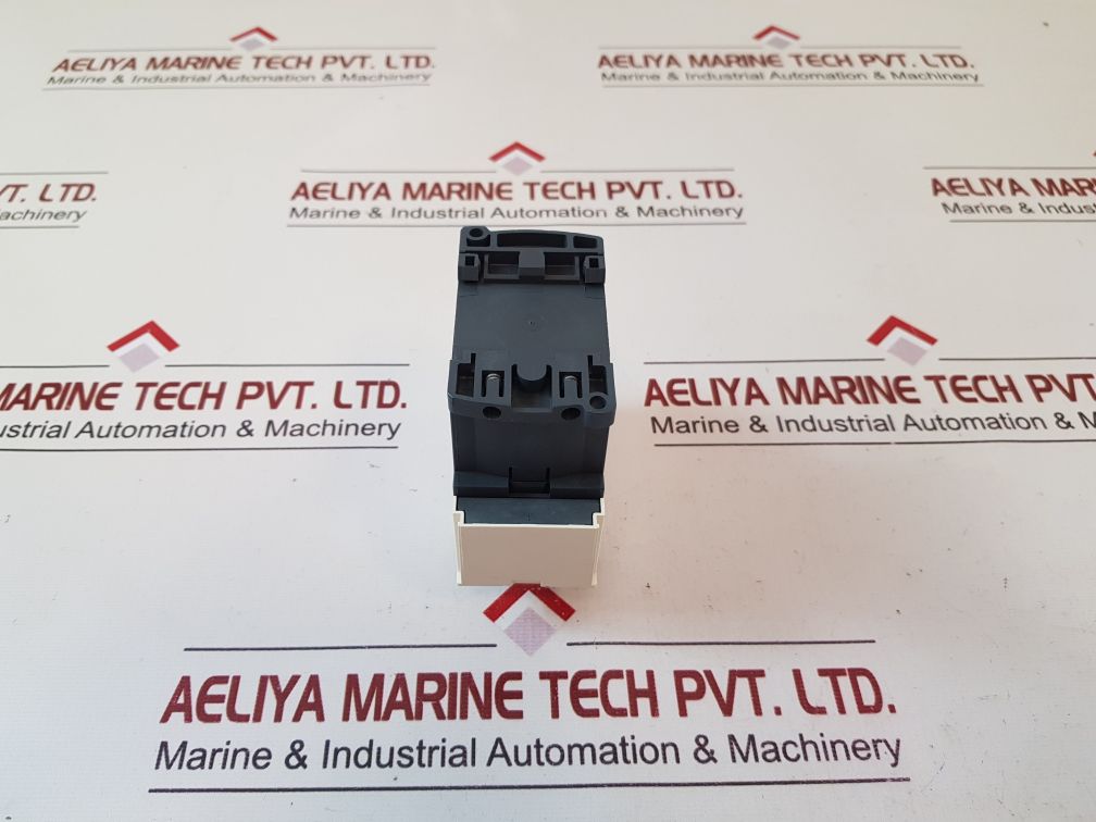 Schneider/Telemecanique Cad323 Bl Control Relay
