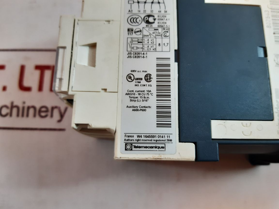 Schneider electric cad32md control relay 220v dc