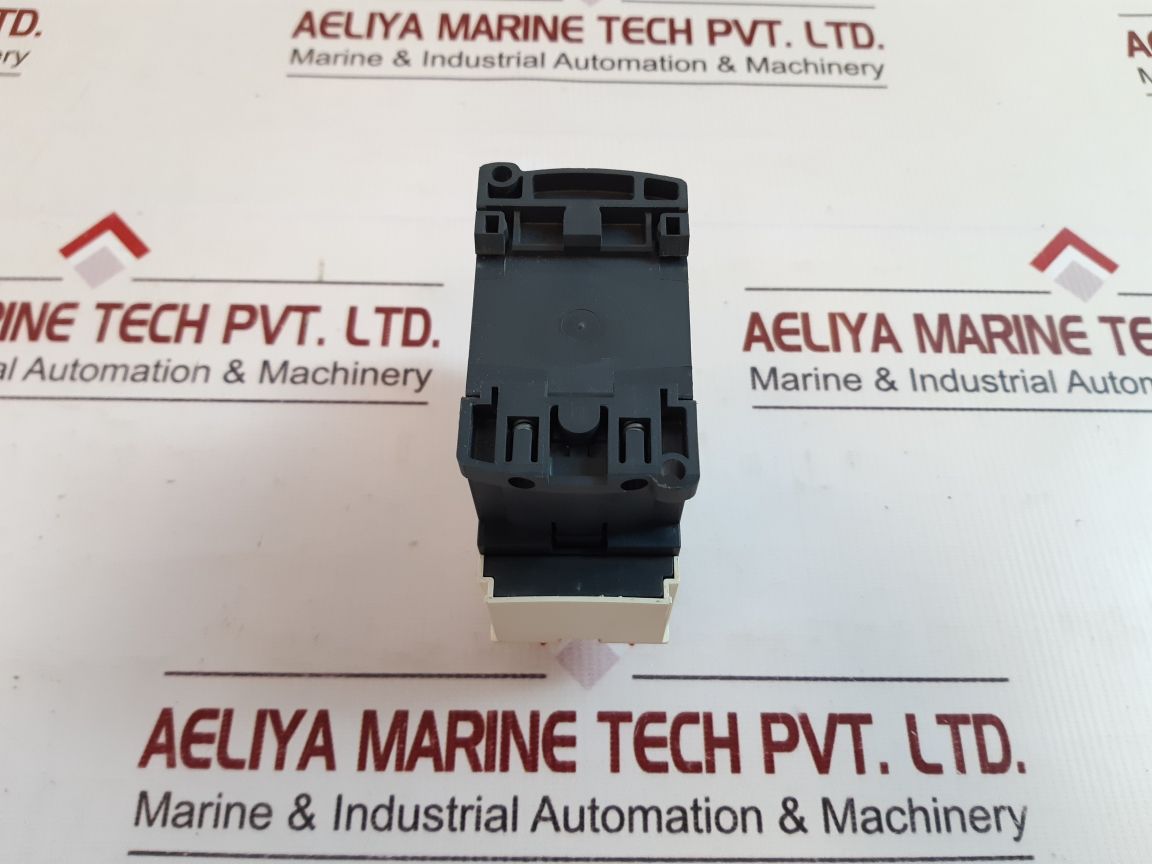 Schneider/Telemecanique Cad503Bd Control Relay Lad4Tbdl
