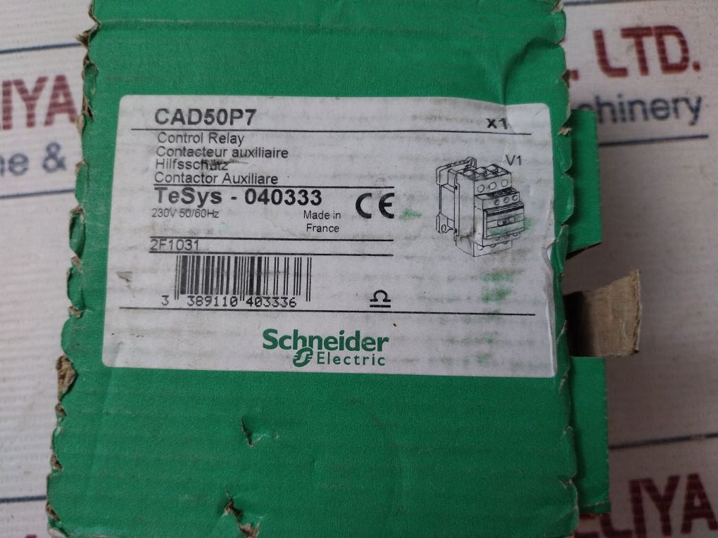 Schneider Electric Cad50P7 Control Relay 230V 50/60Hz