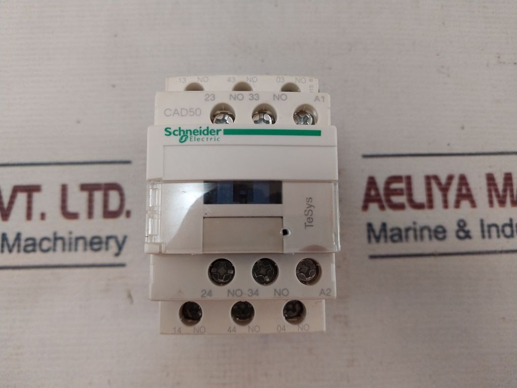 Schneider Electric Cad50P7C Control Relay 220Vac