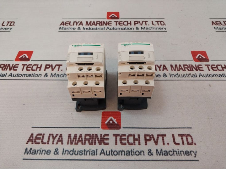Schneider Electric Cad50P7C Control Relay 220Vac