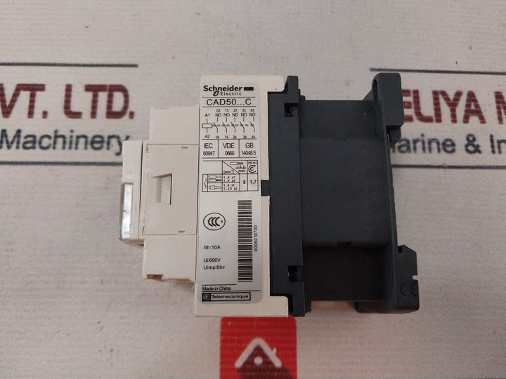 Schneider Electric Cad50P7C Control Relay 220Vac