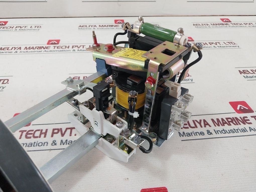 Schneider Electric Cv1Fb Power Contactor 690V Ac