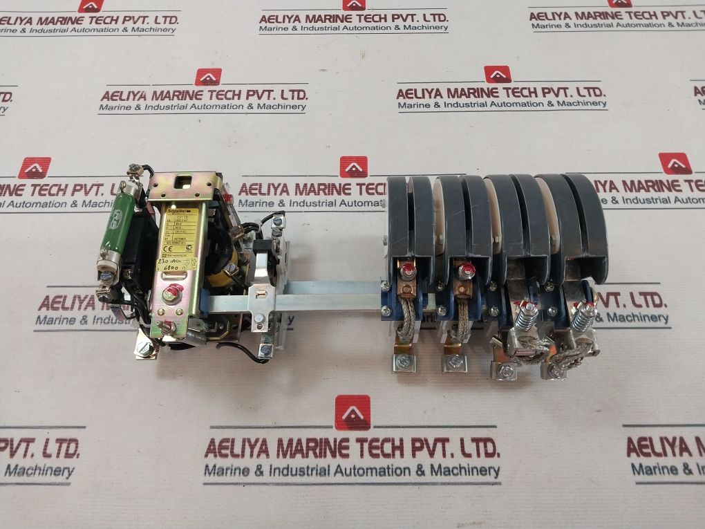 Schneider Electric Cv1Fb Power Contactor 690V Ac
