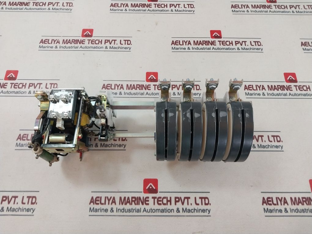 Schneider Electric Cv1Fb Power Contactor 690V Ac