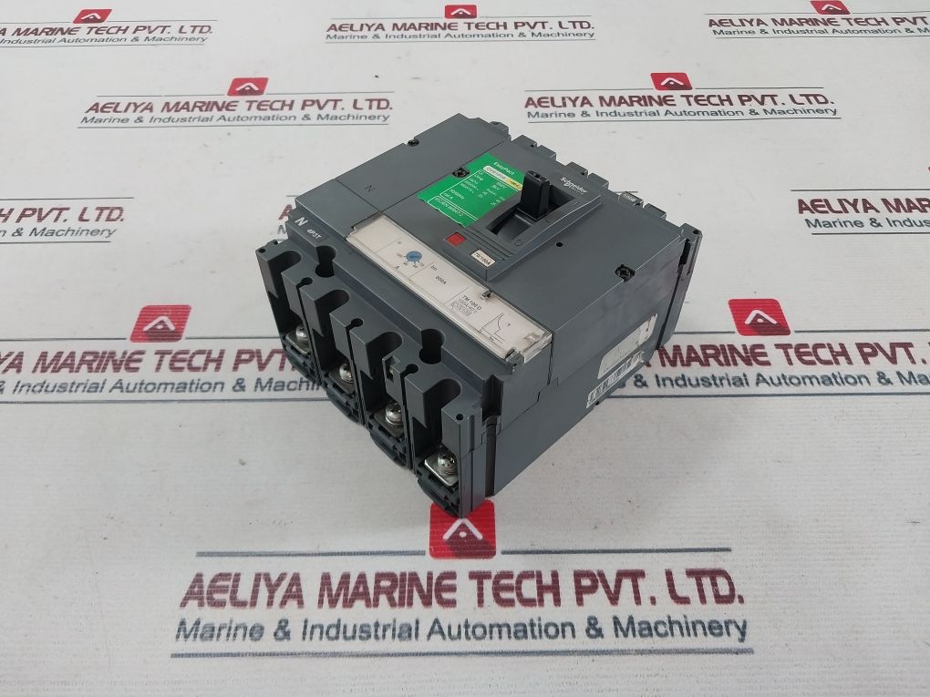 Schneider Electric Cvs100B Circuit Breaker 800A
