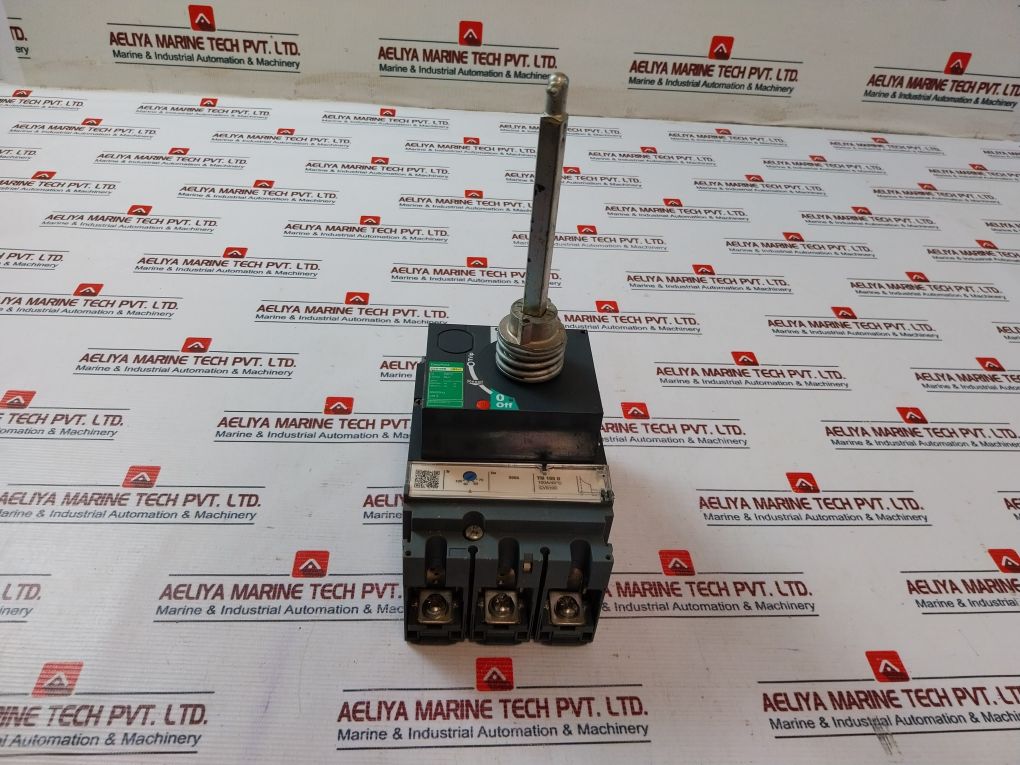 Schneider Electric Cvs100B Circuit Breaker 800A 690V
