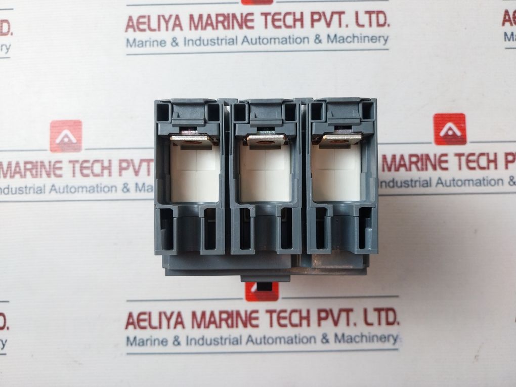 Schneider Electric Cvs100F Circuit Breaker