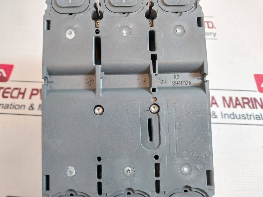 Schneider Electric Cvs100N Circuit Breaker