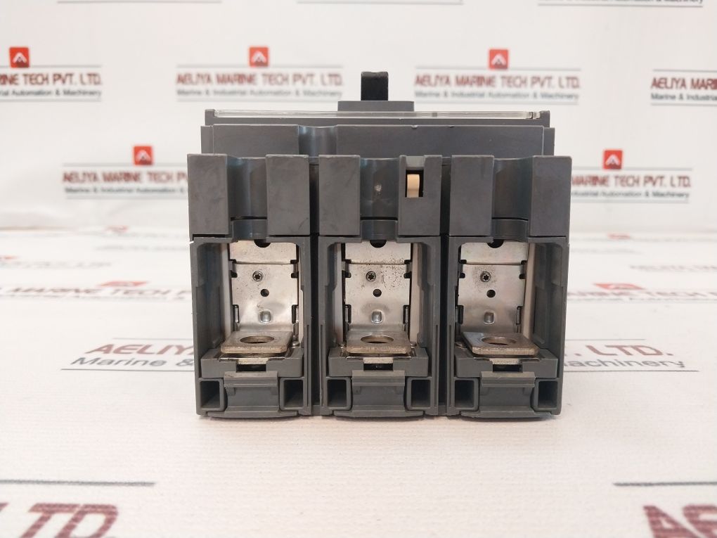 Schneider Electric Cvs100N Circuit Breaker 100B