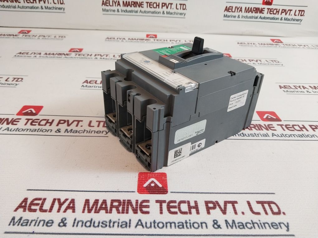Schneider Electric Cvs100N Circuit Breaker 690V