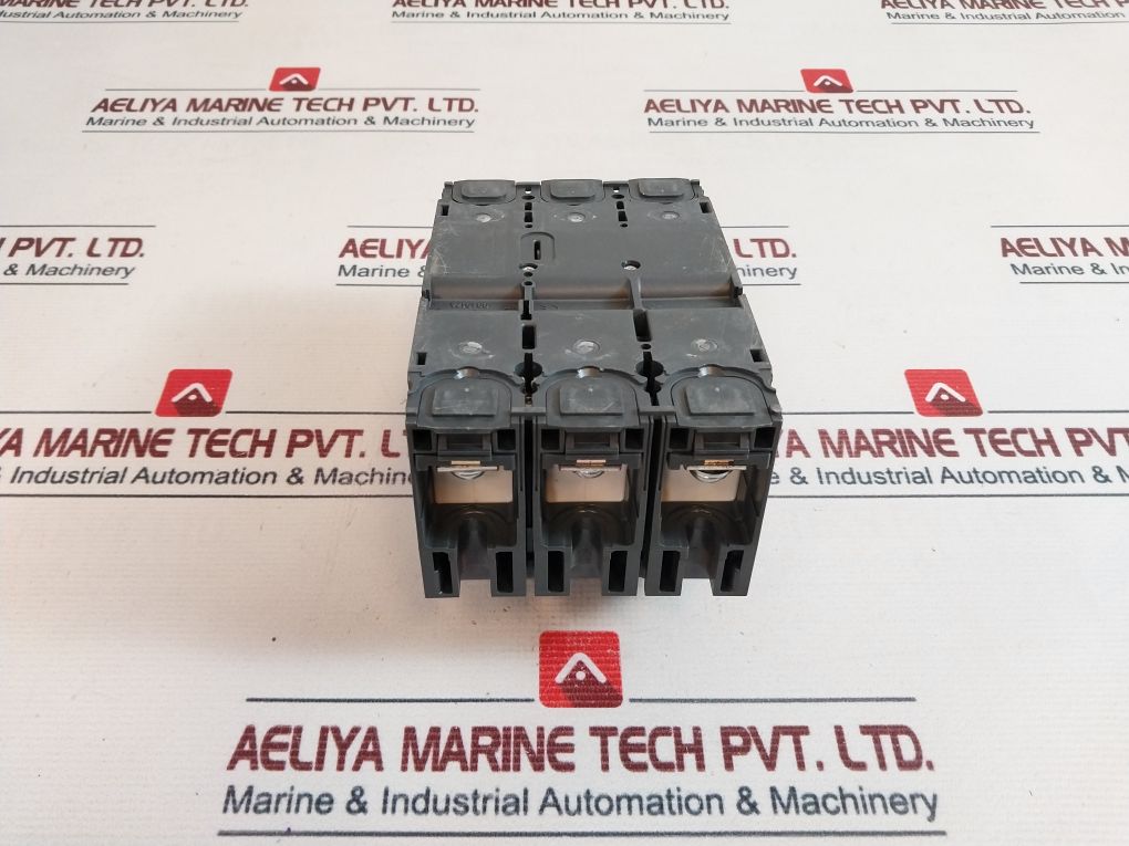 Schneider Electric Cvs100N Circuit Breaker Iec/En 60947-2