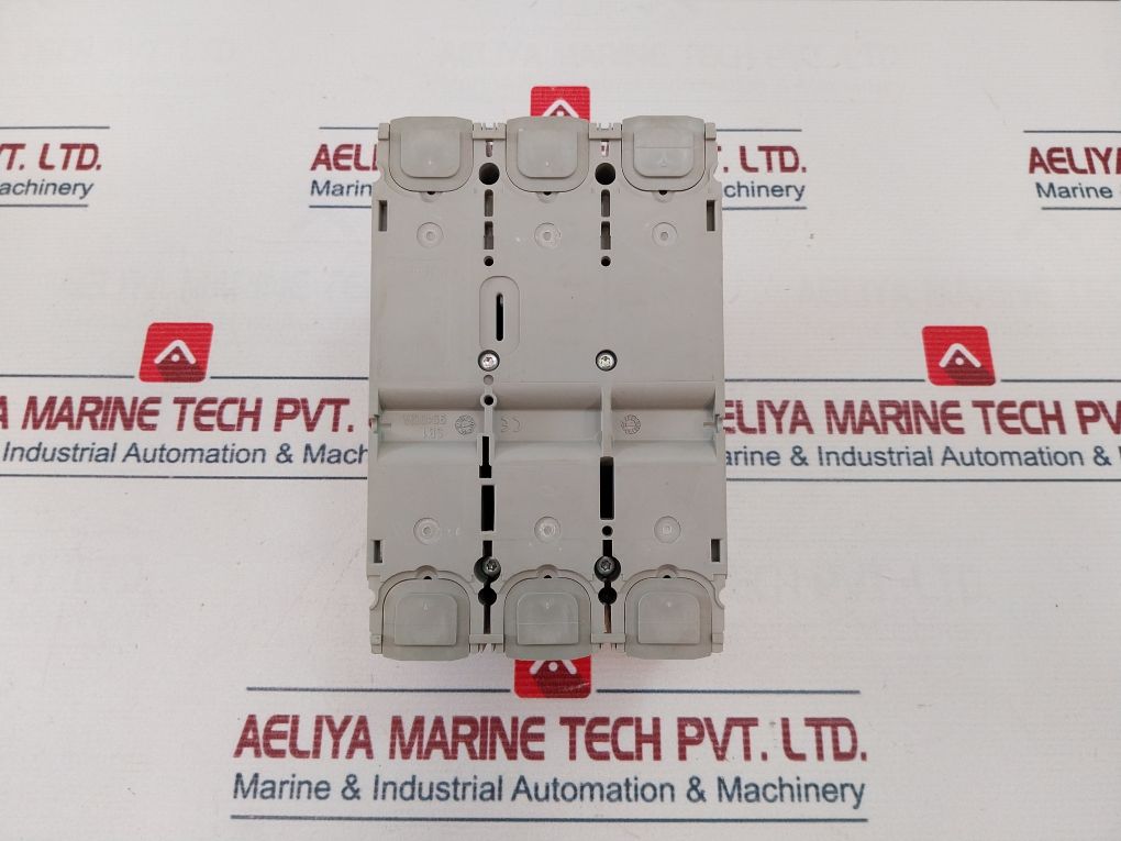 Schneider Electric Cvs100N Circuit Breaker 690V