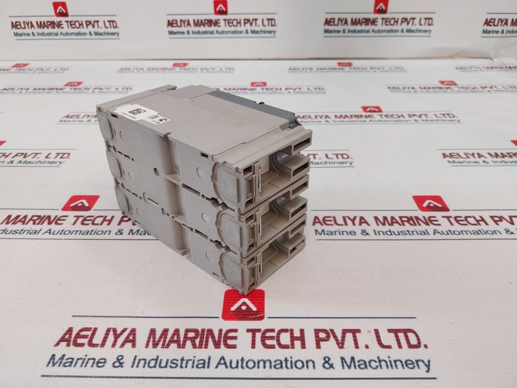 Schneider Electric Cvs100N Circuit Breaker 690V