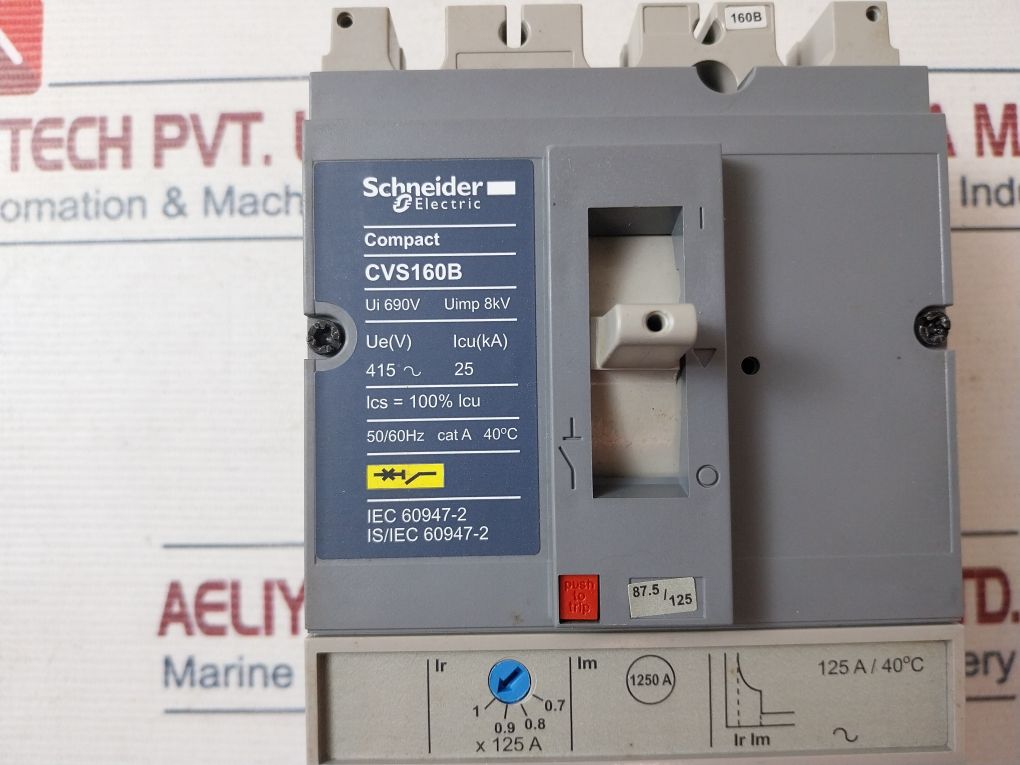 Schneider Electric Cvs160B Circuit Breaker