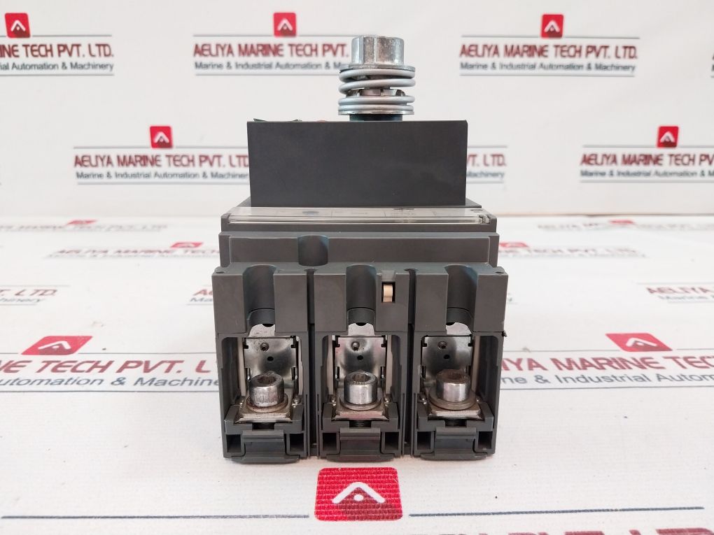 Schneider Electric Cvs250F Circuit Breaker