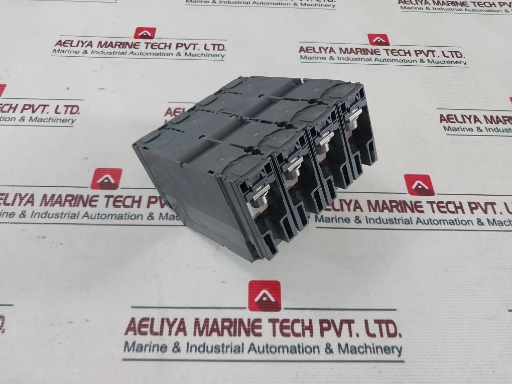 Schneider Electric Cvs250N Circuit Breaker