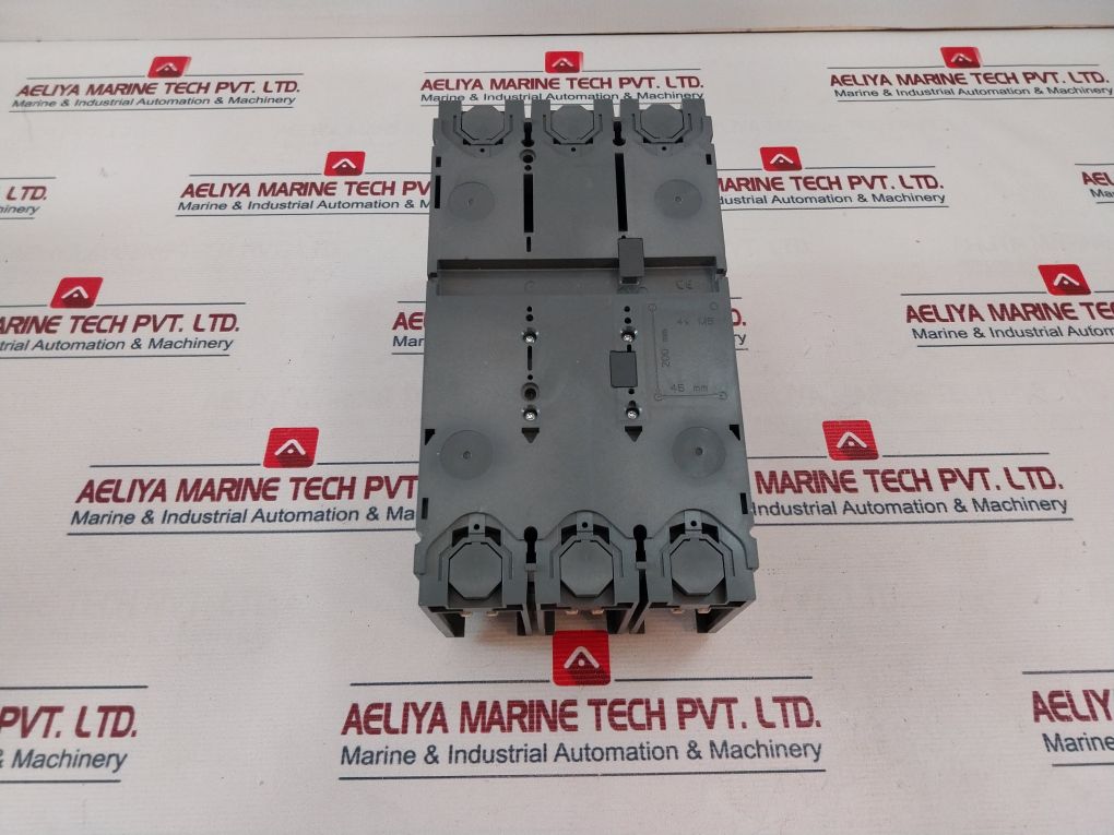 Schneider Electric Cvs400F Circuit Breaker