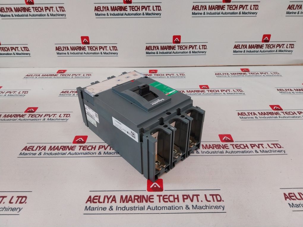 Schneider Electric Cvs400F Circuit Breaker