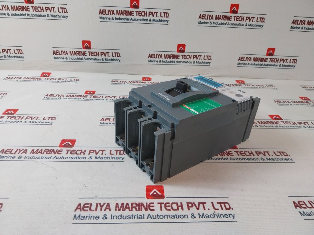 Schneider Electric Cvs400F Circuit Breaker 400A