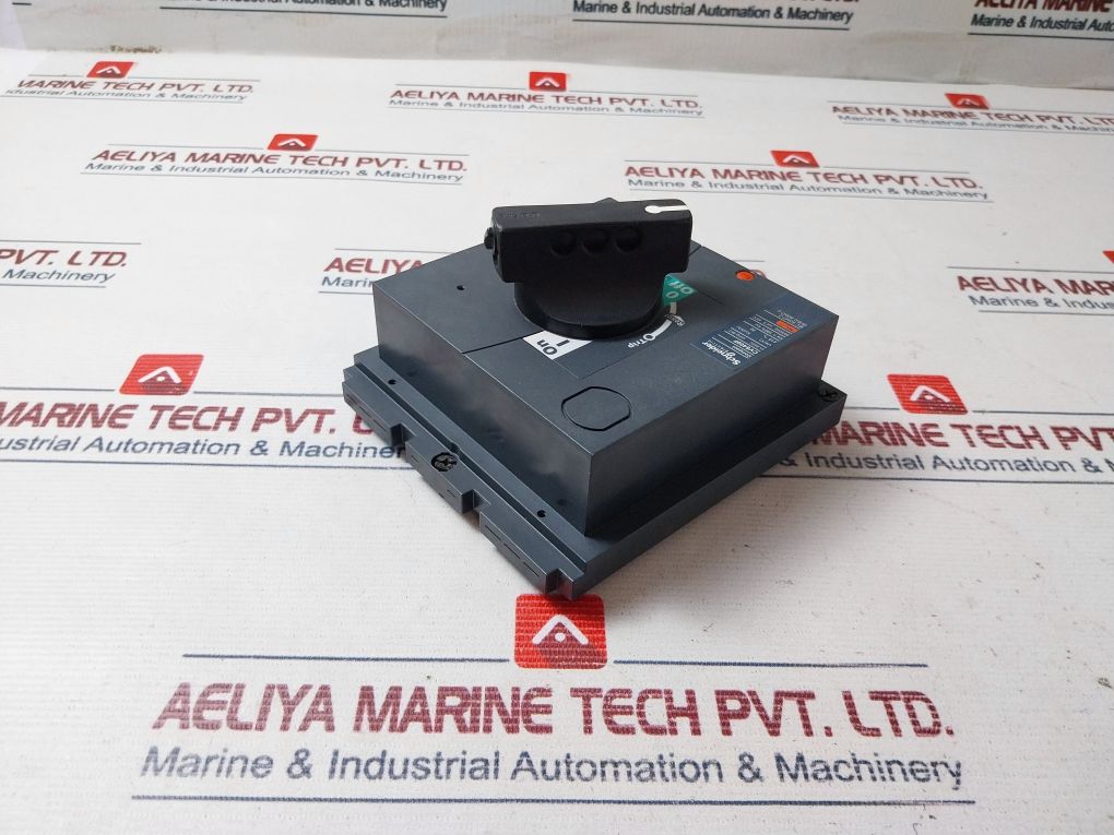 Schneider Electric Cvs400F Direct Standard Rotary Handle