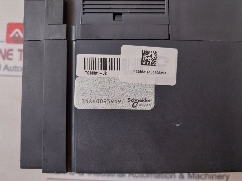 Schneider Electric Cvs400N Tm400D 3P3D Circuit Breaker/Switch-disconnector