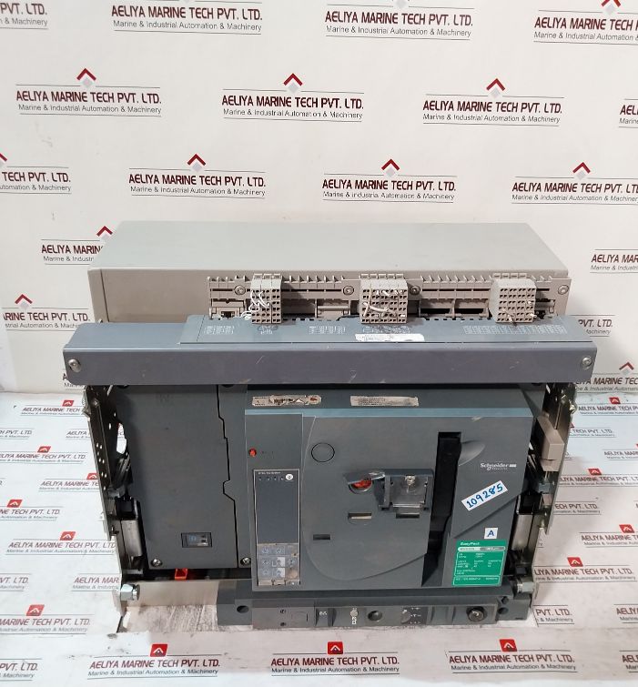 Schneider Electric Easypact Mvs32N Circuit Breaker 3200A 1000V 4-pole