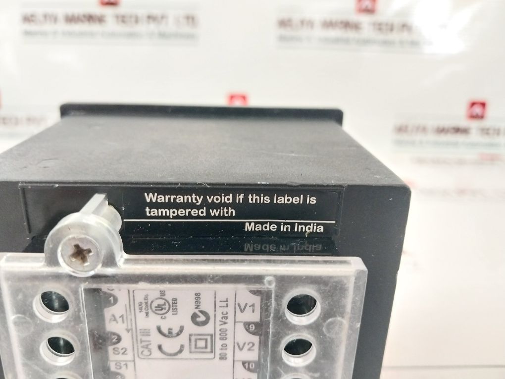 Schneider Electric Conzerv Em6433 Energy Meter