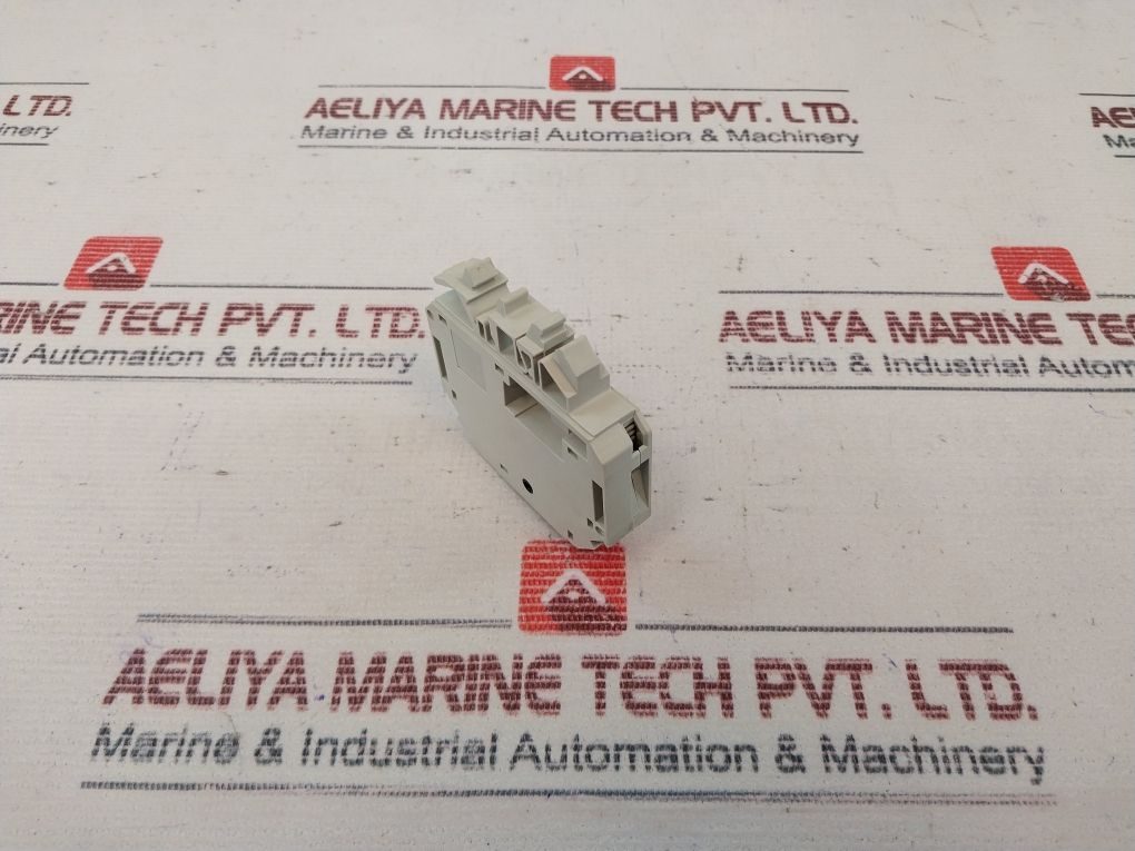 Schneider Electric Gb2Cb09 Miniature Circuit Breaker