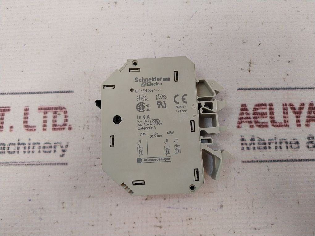 Schneider Electric Gb2Cb09 Miniature Circuit Breaker