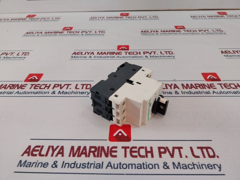 Schneider Electric Gv2-pm10C/4-6.3A Circuit Breaker