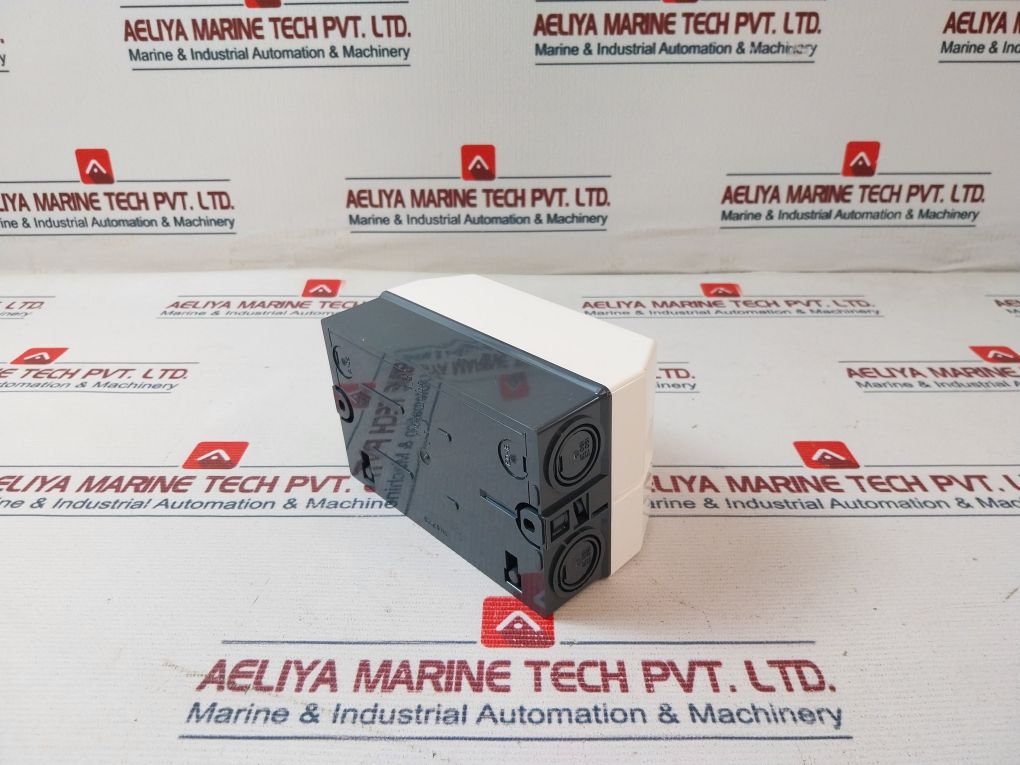 Schneider Electric Gv2 Mc02 Surface Enclosure Ip55