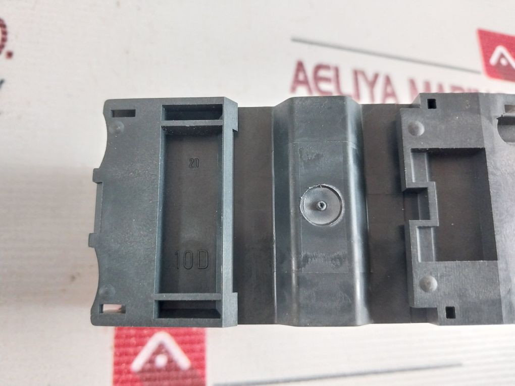 Schneider Electric Gv2Me04 Motor Circuit Breaker 50/60 Hz