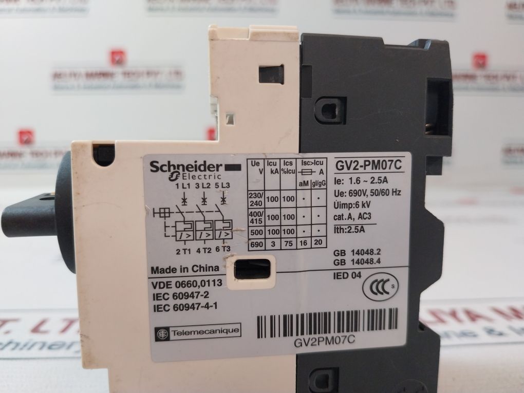 Schneider Electric Gv2Pm07C 1.6-2.5A Motor Thermal Magnetic Circuit Breaker