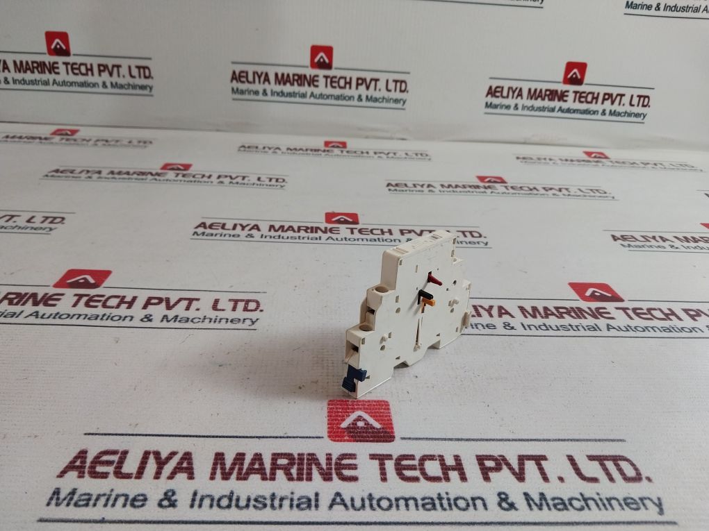 Schneider Electric Gvad0110 Auxiliary Contact