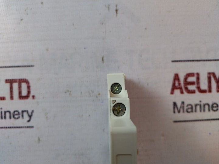 Schneider Electric Gvan11 Auxiliary Contact Block 690V 720Va/240V