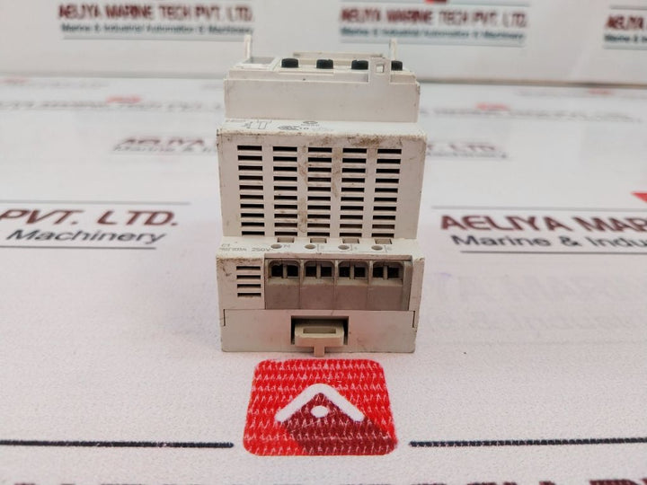 Schneider Electric Ihp 1C Programmable Time Switch 50-60Hz