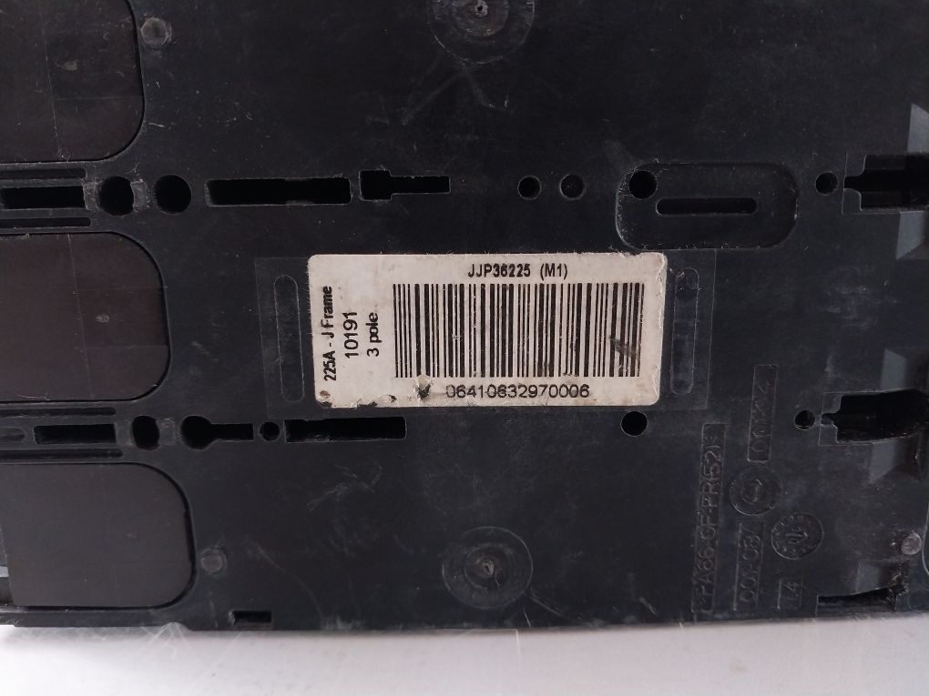 Schneider/Square D Jjp36225 3 Pole Powerpact Molded Case Circuit Breaker