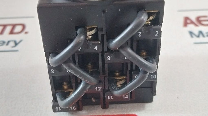 Schneider Electric K1H008Nx Switch