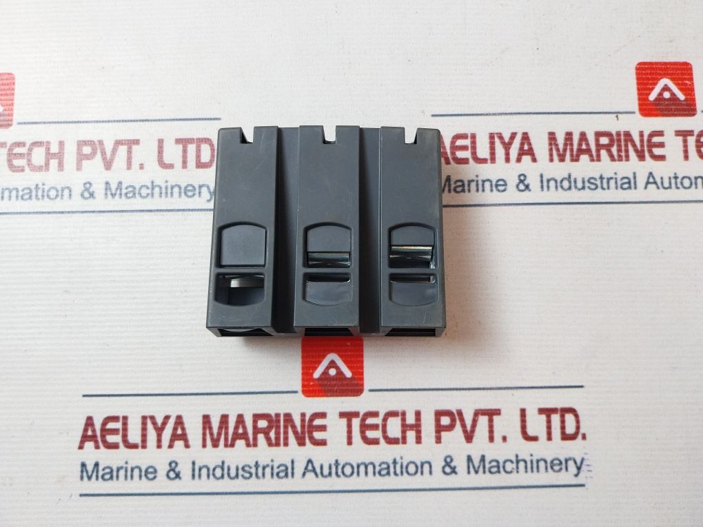 Schneider Electric/Telemecanique La9 D 115603/604 Terminal Block