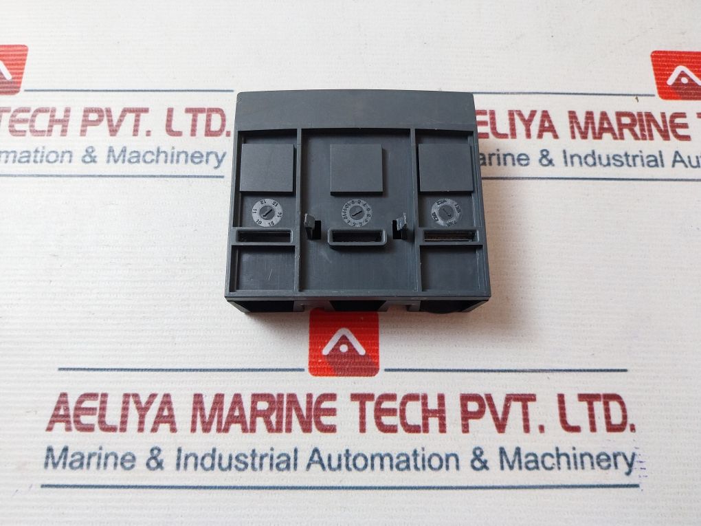 Schneider Electric/Telemecanique La9 D 115603/604 Terminal Block