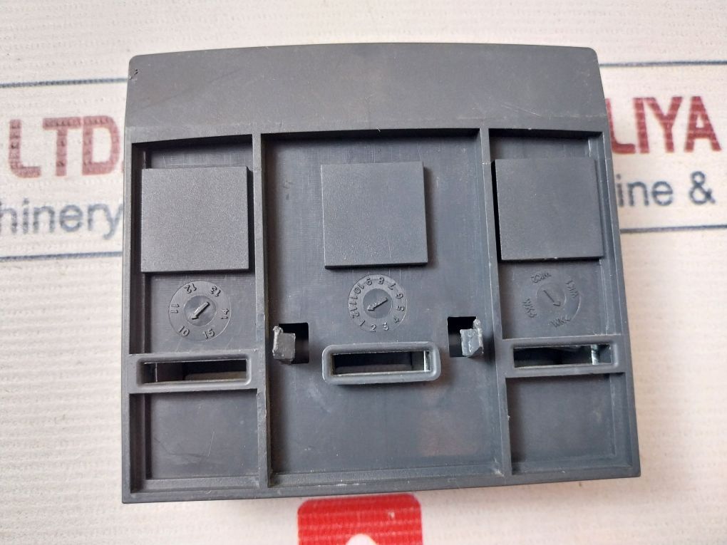 Schneider Electric/Telemecanique La9 D 115603/604 Terminal Block